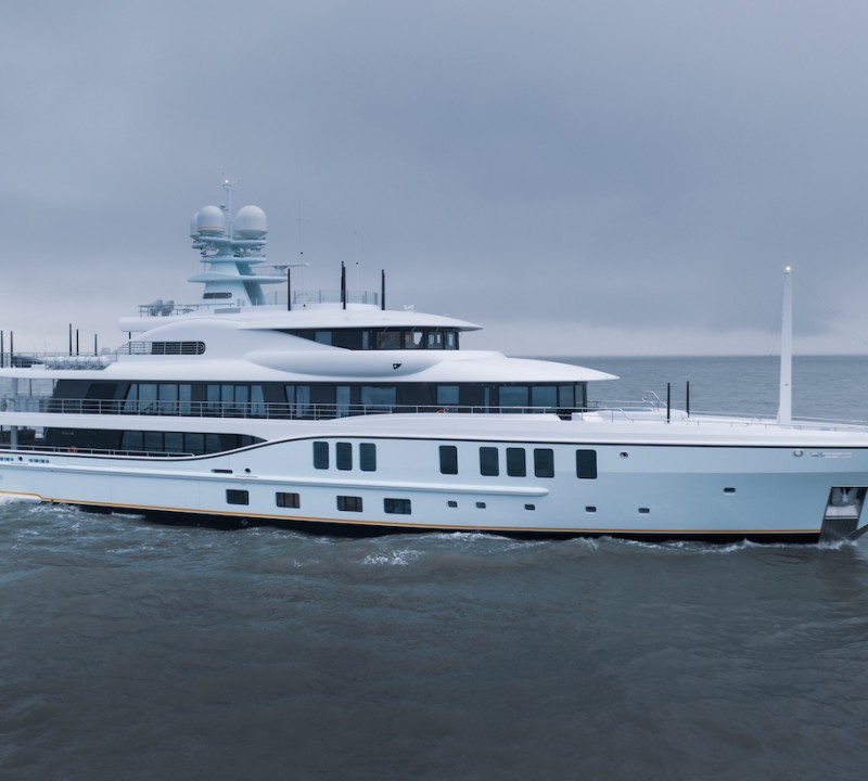 Yacht AVANTI, Amels & Damen Yachting CHARTERWORLD Luxury Superyacht